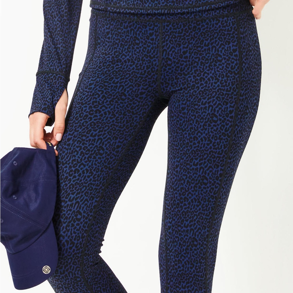 NWT Lilly Pulitzer, Weekender High Rise Legging, XS - Picture 2 of 6